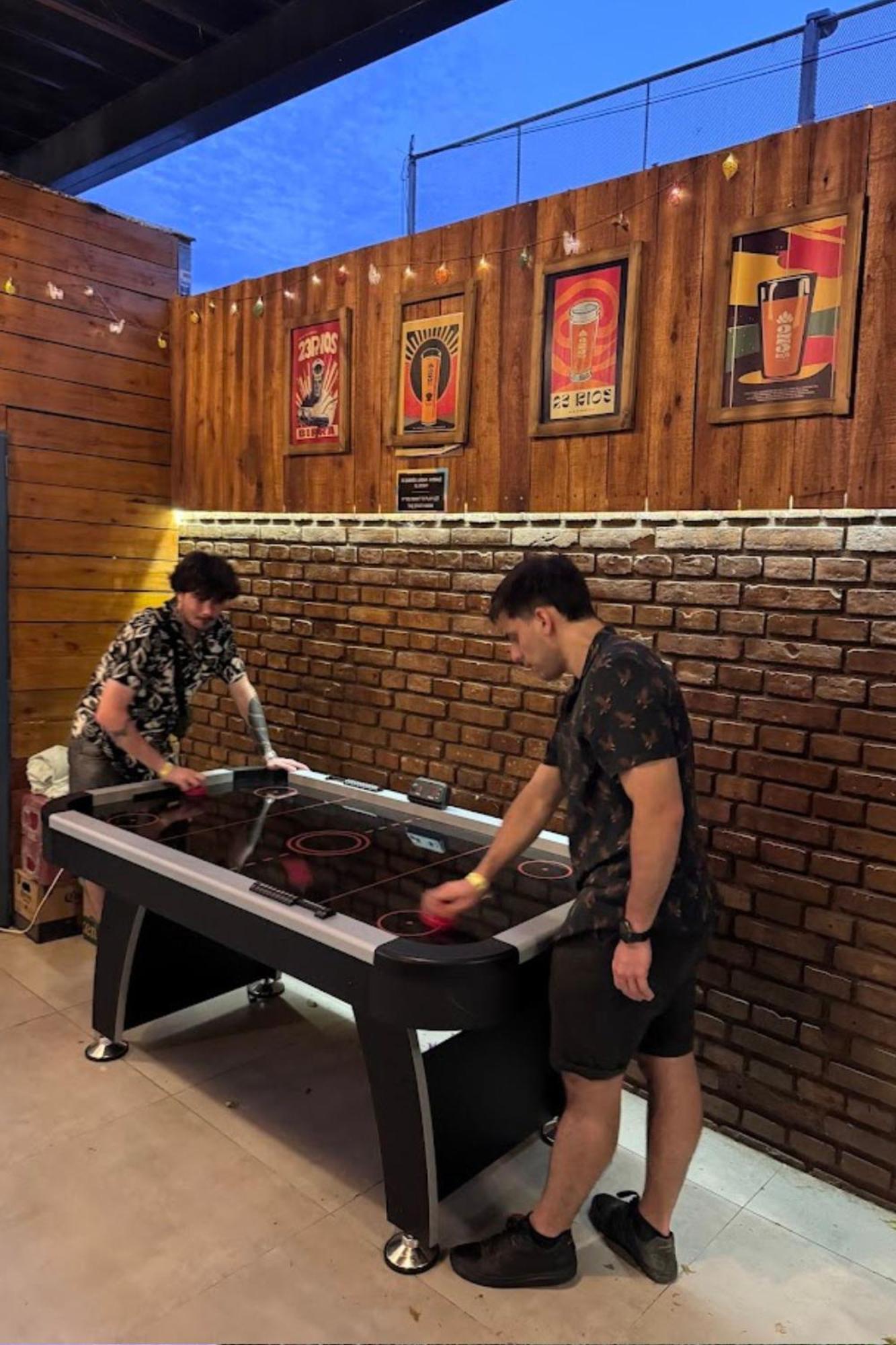 Gorilla Hostel Мендоса Екстер'єр фото